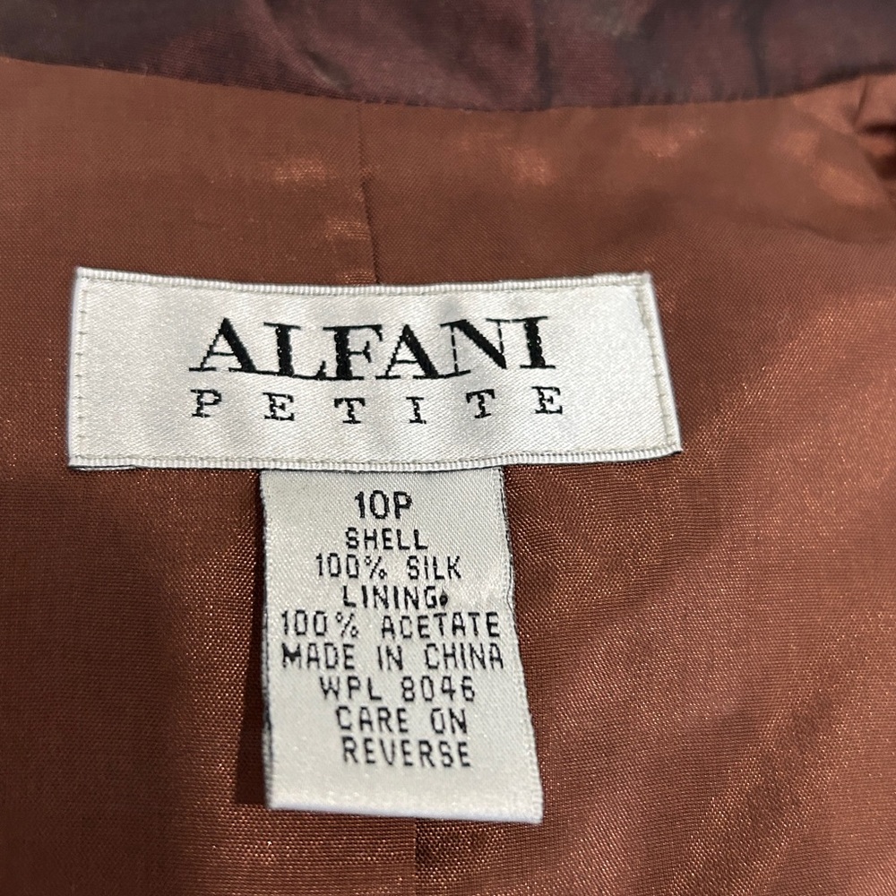 ALFANI Maroon Metallic 100% Silk Classic Pants & Blazer Suit |Top 10P pants 8P - Picture 6 of 12